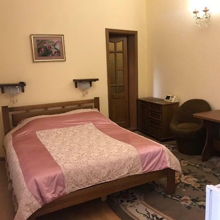 Lorena Одесса Экстерьер фото