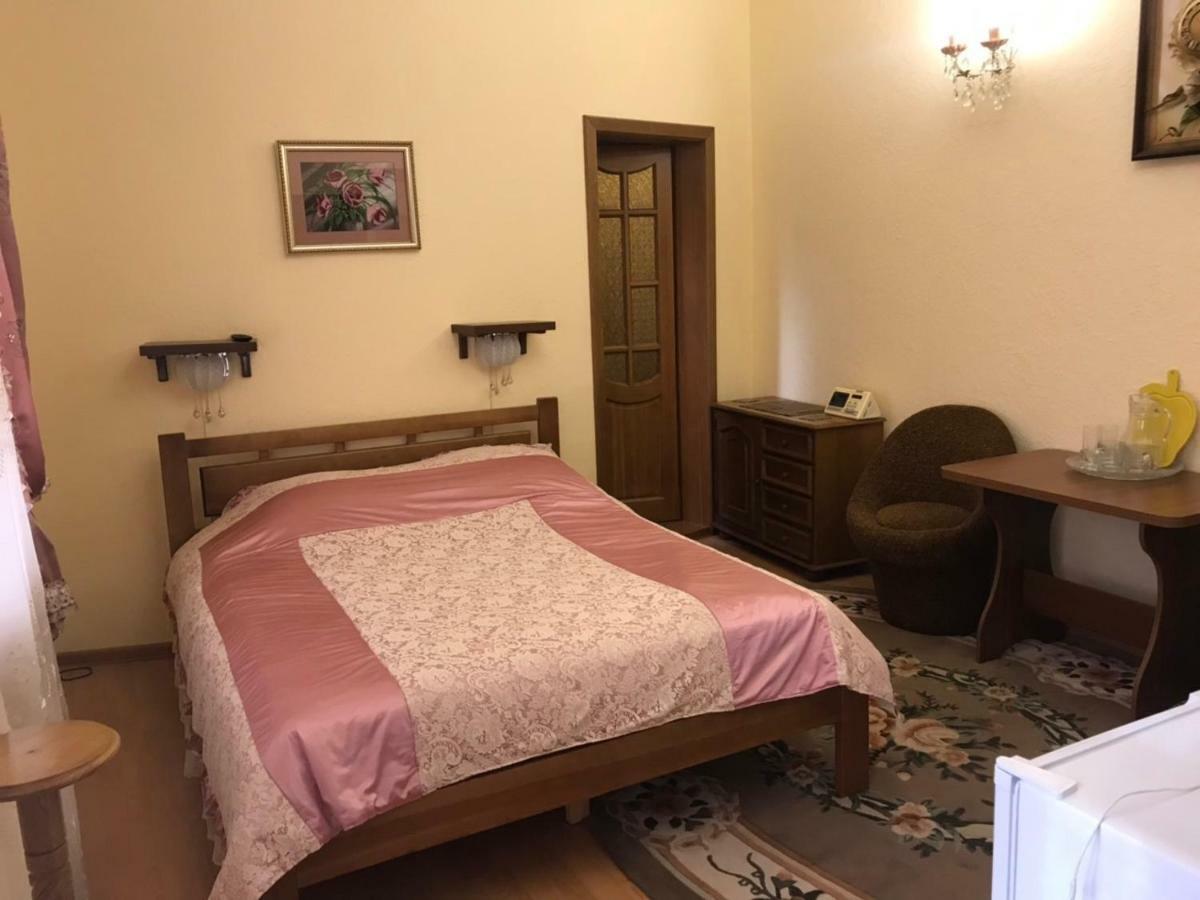 Lorena Одесса Экстерьер фото